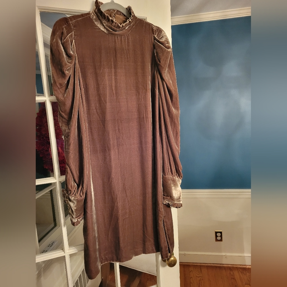 EUC Ulla Johnson Velvet dress, sz 10